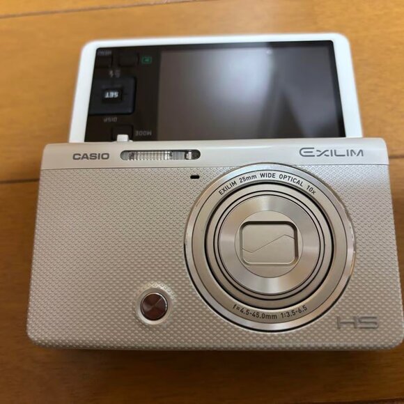 CASIO EXILIM EX-ZR70 WE Digital Camera - Picture 4 of 7